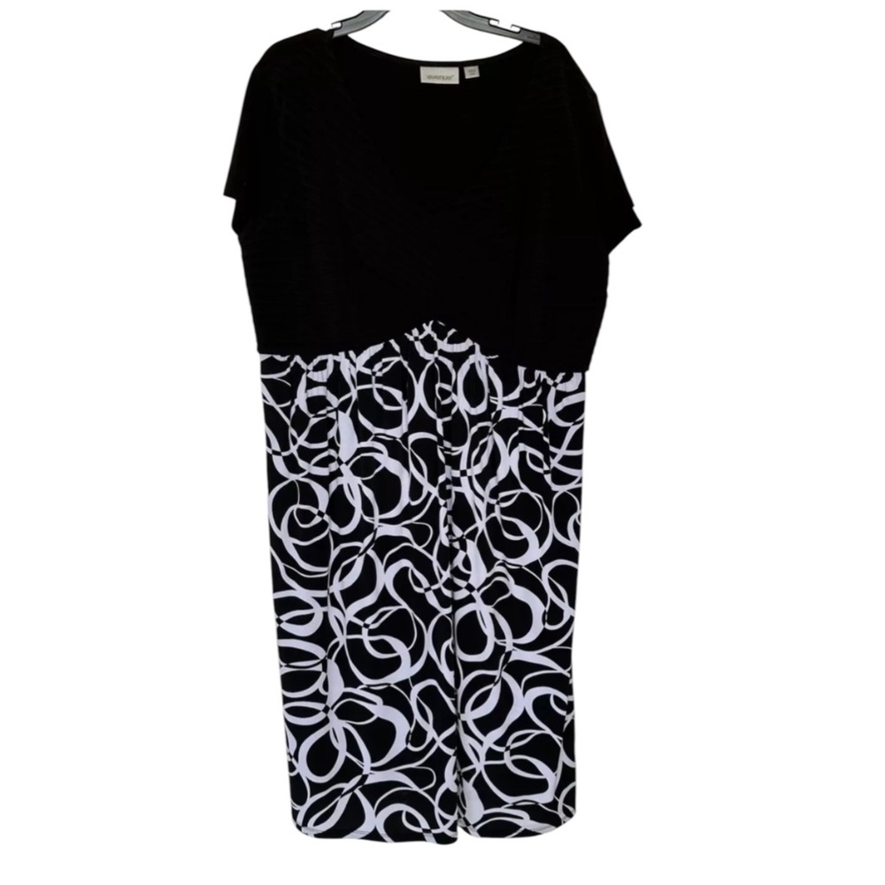 AVENUE BRAND WOMEN'S SIZE 18/20 PRINT DRESS